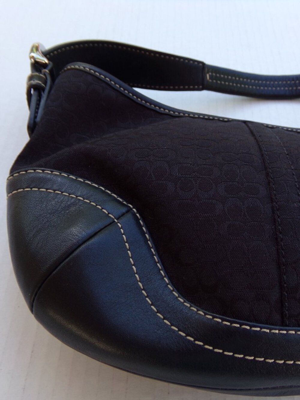 Vintage Coach Y2K K042-6351 Soho Hobo Bag Purse Logo Signature Black Canvas - Picture 5 of 11